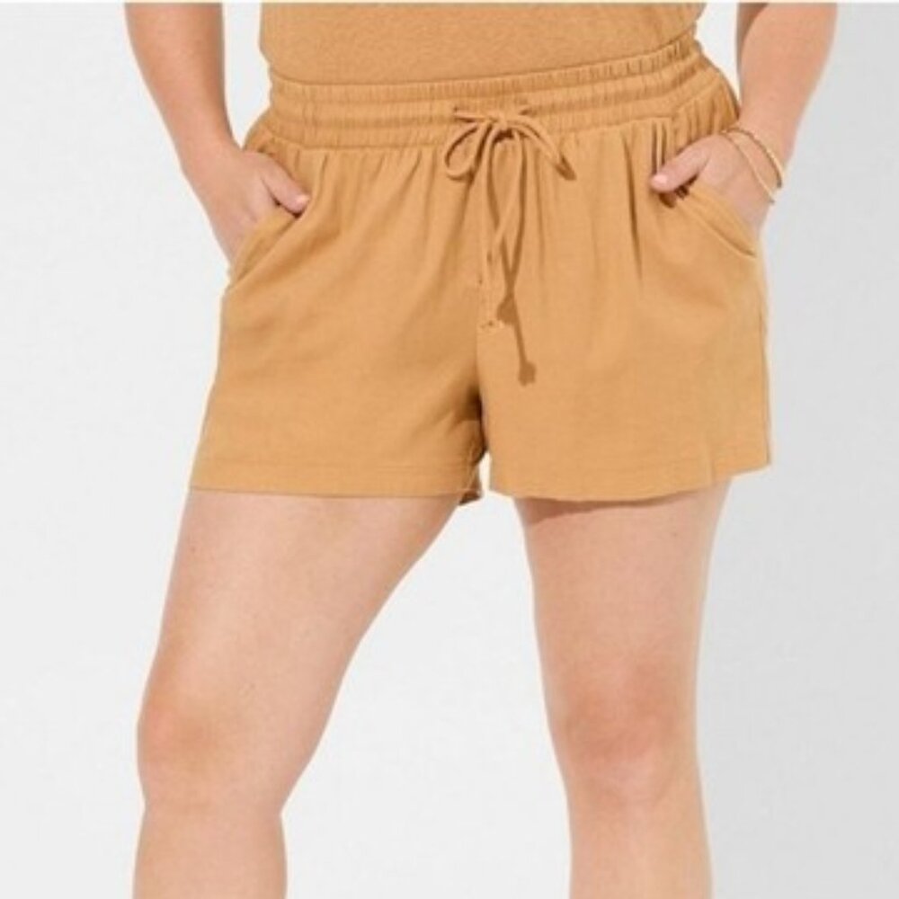 Torrid Pull On Stretch Linen Blend Shorts Mid Rise Biscuit Tan Size 1 1X NEW